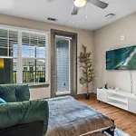Full Apartment W Pool, Gym, Near Parks, King Bed, Pet-Friendly