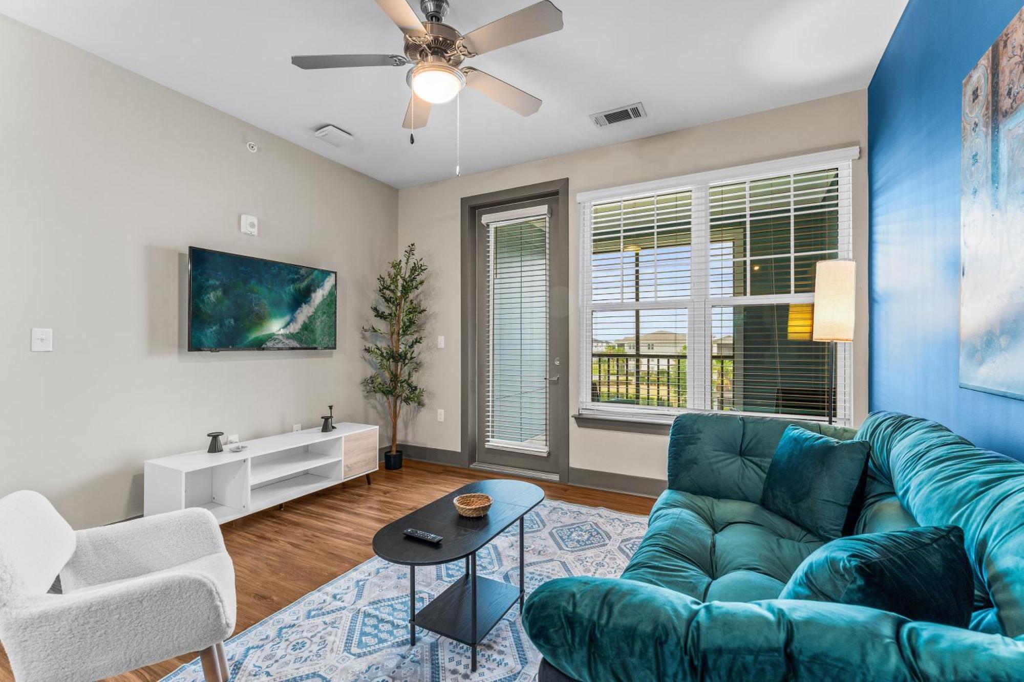 Full W Pool, Gym, Near Parks, King Bed, Pet-friendly * Orlando