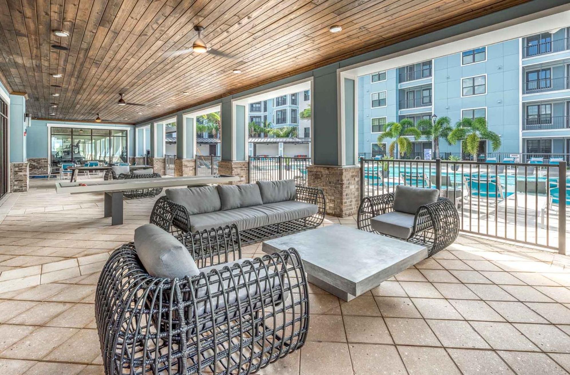 Full W Pool, Gym, Near Parks, King Bed, Pet-friendly Apartment *