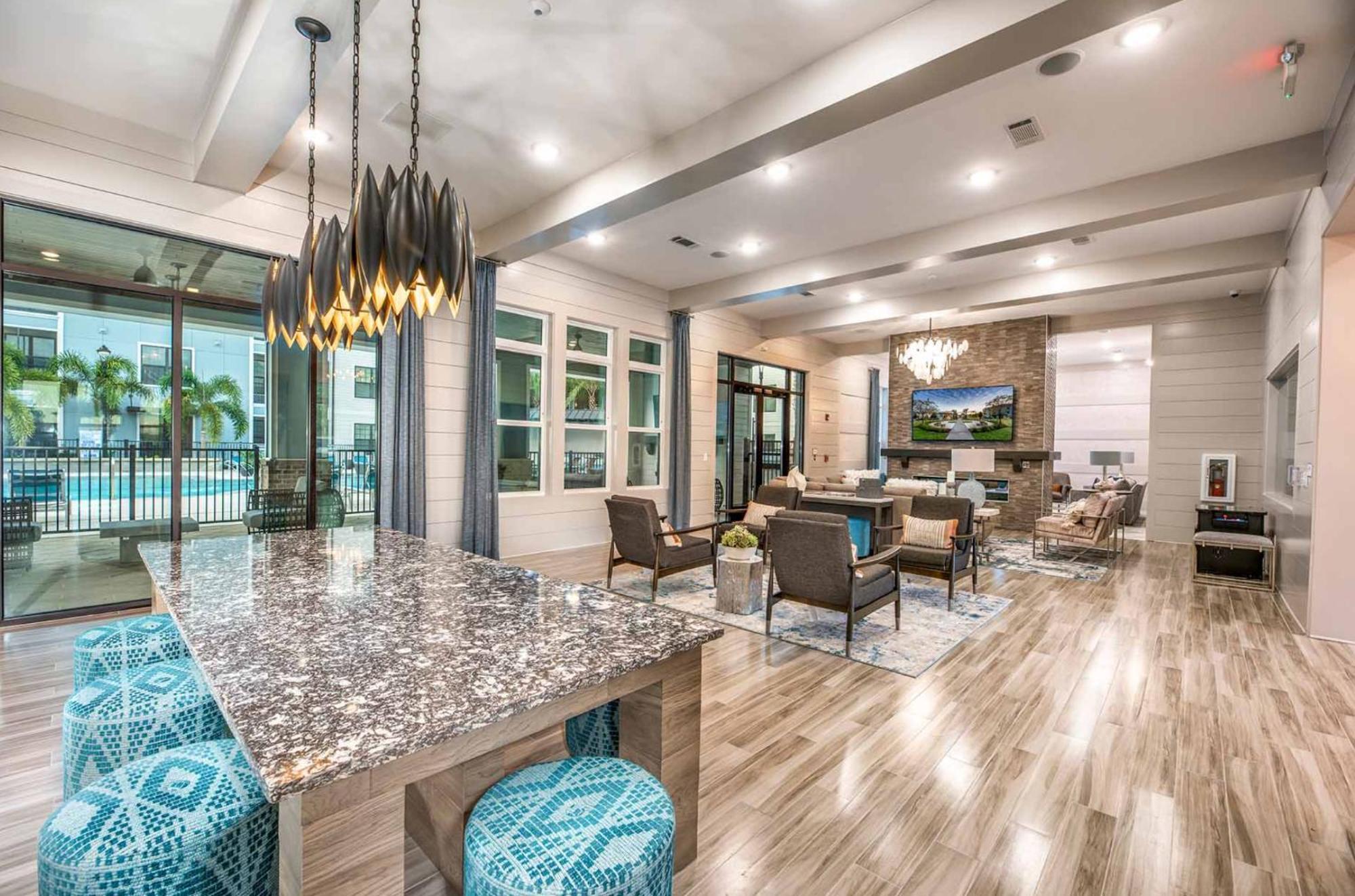 Apartamento Full W Pool, Gym, Near Parks, King Bed, Pet-friendly Orlando